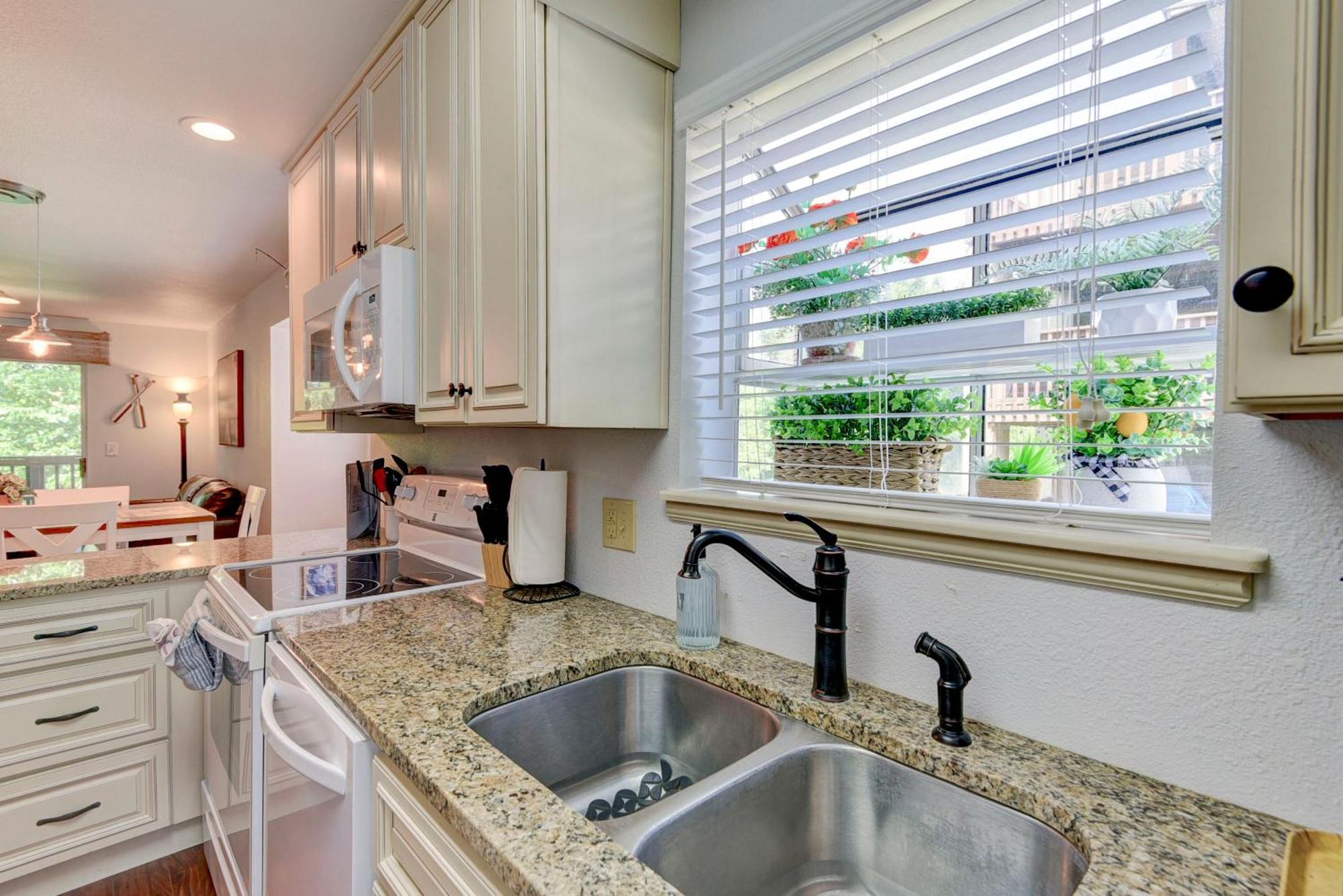 Beautiful Branson Getaway-Next To Silver Dollar City &Tablerock-Family Amenities 외부 사진